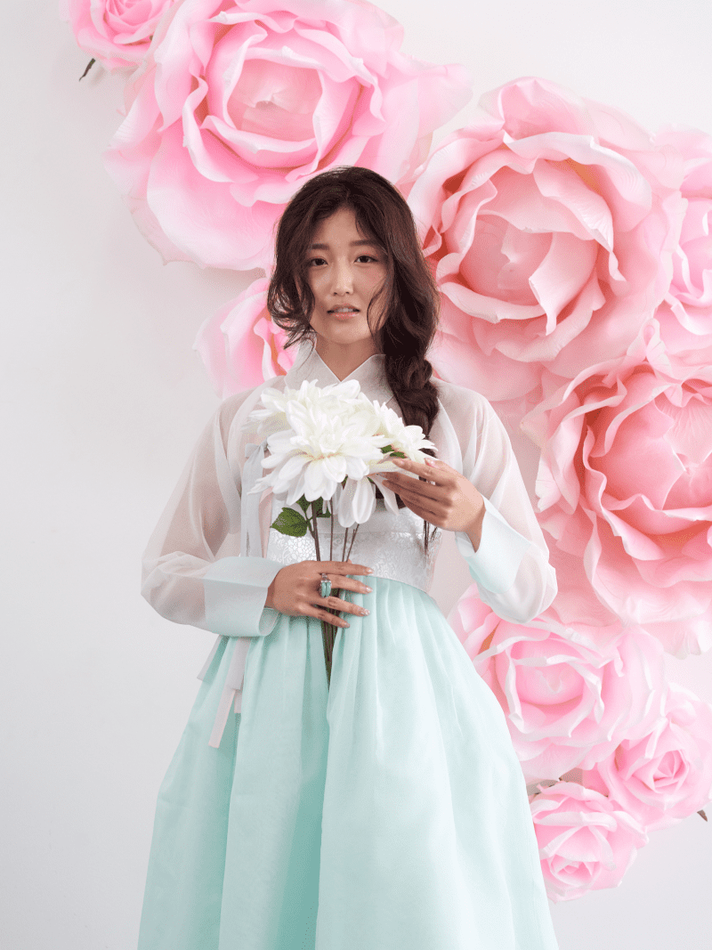 KoreanModernHanbokTraditionalDressFlowerPinkRomanticJeogoriChimaLeehwaWedding10