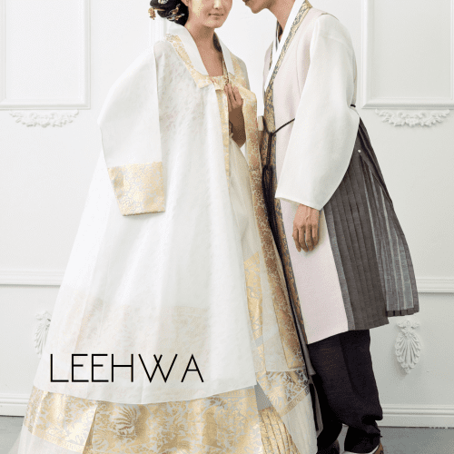 LeehwaWeddingTraditionalKoreanDressModernRoyalElegantStyleHanbokBridal2 d327c6d9 69e2 4be5 9a7d 0c1d075b7158